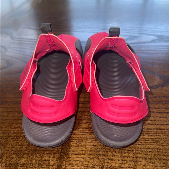 Girls Nike Sandals - Picture 3 of 8